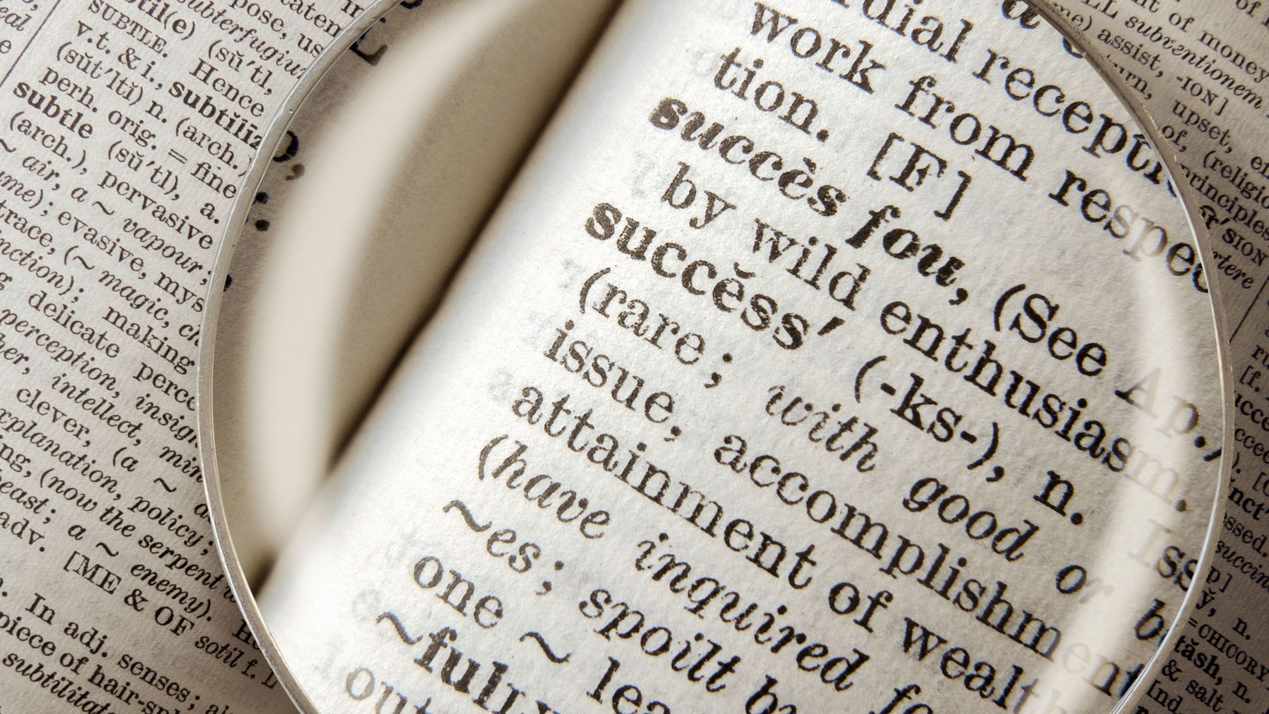 Finexpression | Vous visez une communication irréprochable, en français comme en anglais, sur des sujets parfois complexes ?